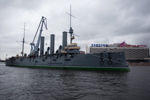 УФАС может проверить исполнение госзаказа по ремонту "Авроры"