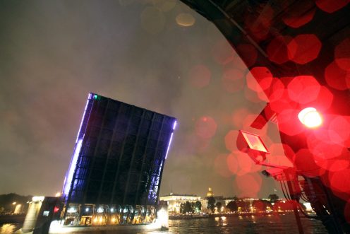 Мост двойного назначения: «крылатый» символ Петербурга отмечает столетие