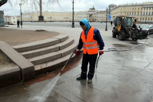 уборка улиц мытьё благоустройство Дворцовая площадь