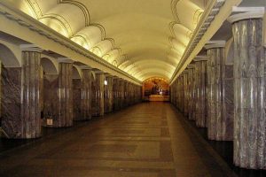 В Петербурге на станции метро «Балтийская» умер человек 