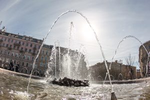 В Петербурге отключат последние фонтаны