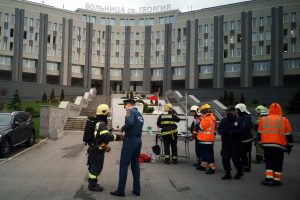 Семьям погибших при пожаре в больнице Святого Георгия выплатят по миллиону рублей