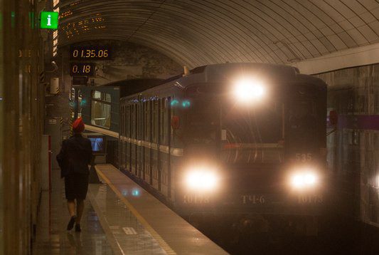 ночное метро, фото сергей калинкин