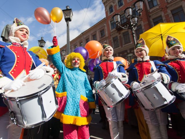 клоун-парад первое 1 апреля