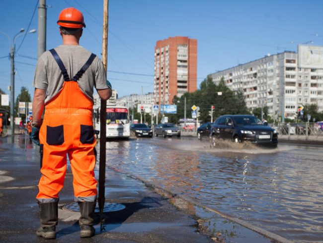 прорыв трубы на Энгельса