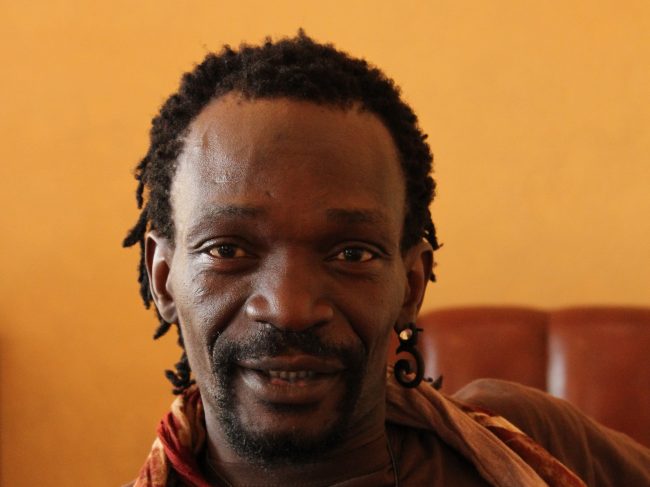 Серафим Макангила , музыкант из Конго, в России - 24 года