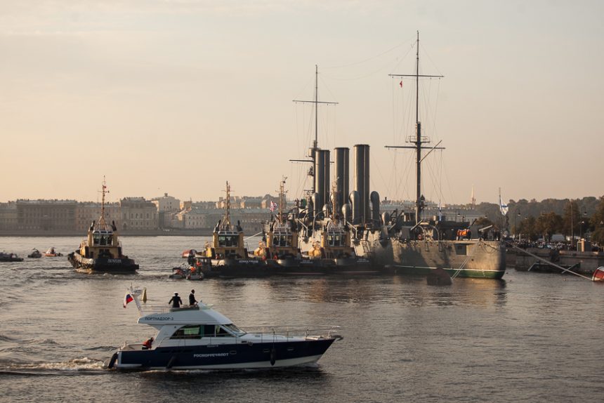 аврора петербург нева