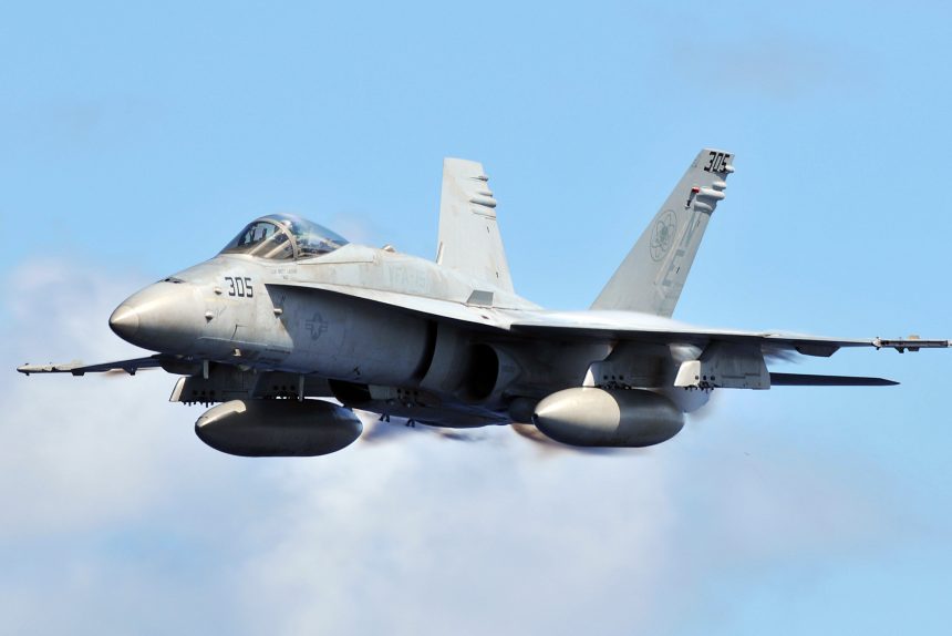 f-18 истребитель