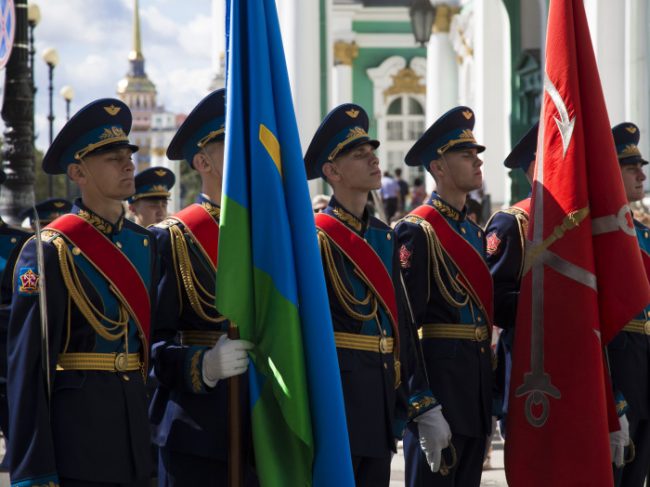 день вдв десантники шествие возложение