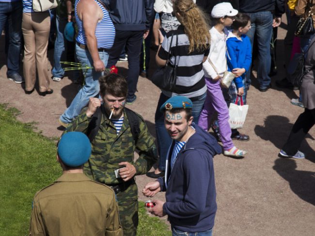 день вдв десантники шествие возложение