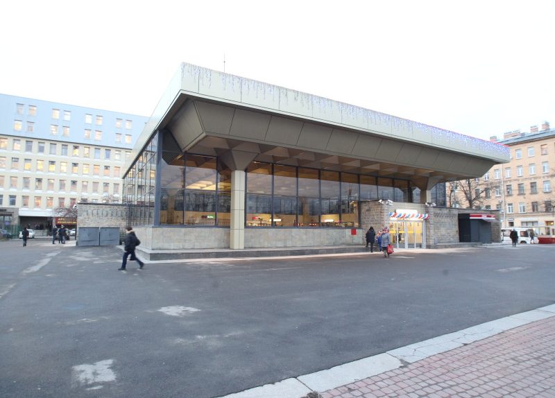 метро выборгская 6