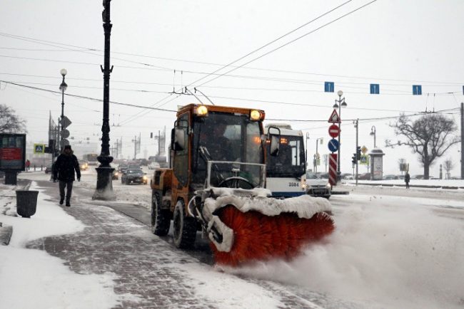 снег зима в петербурге уборка снега