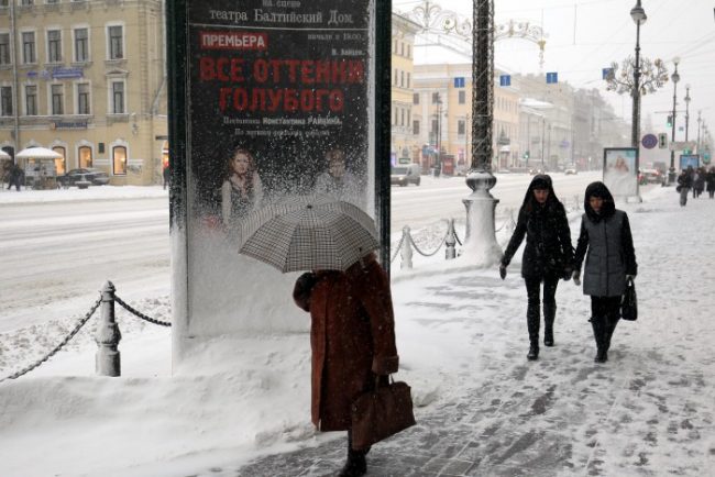 снег зима в петербурге