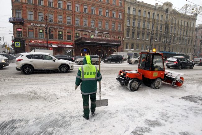 снег зима в петербурге уборка снега