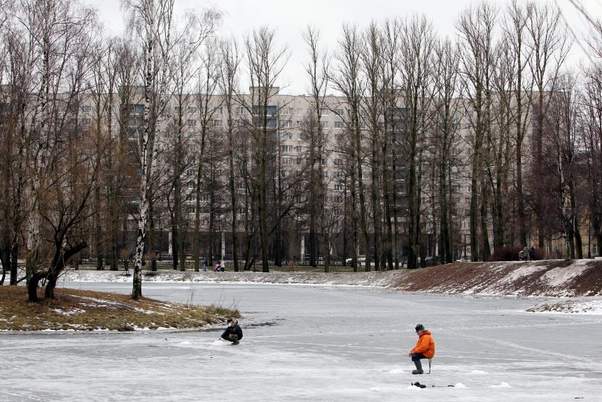 московский парк победы зимняя рыбалка лёд рыбная ловля