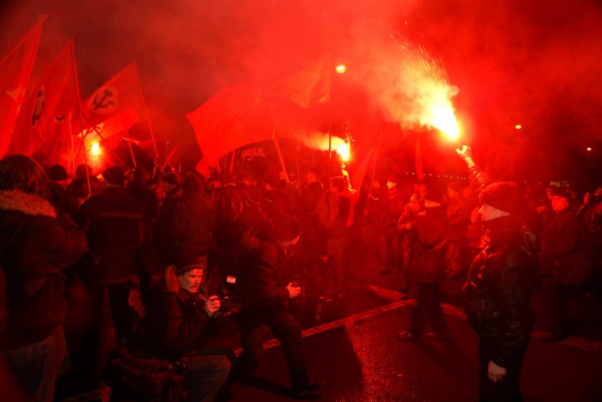 коммунисты митинг шествие годовщина октябрьской революции 7 ноября