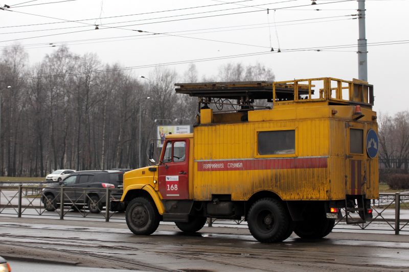 аварийная служба горэлектротранс ремонтная машина улица дыбенко