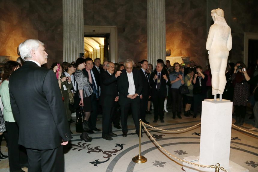 кора в эрмитаже