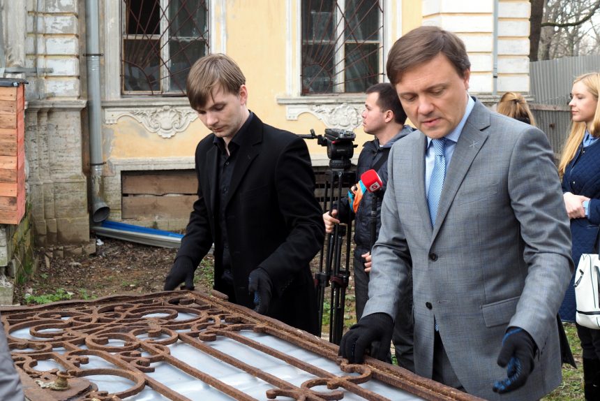 ворота собственной дачи кгиоп