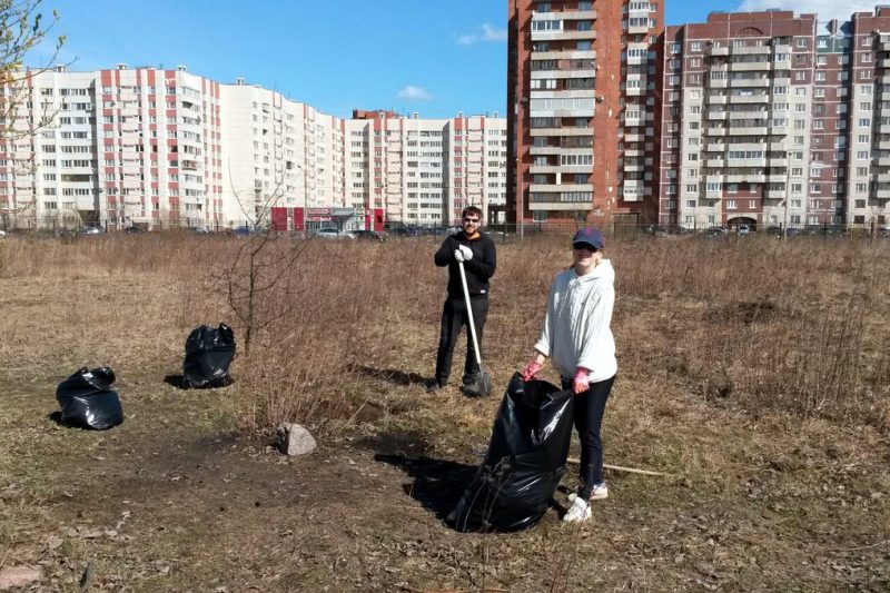субботник уборка мусора очистка парк 300-летия