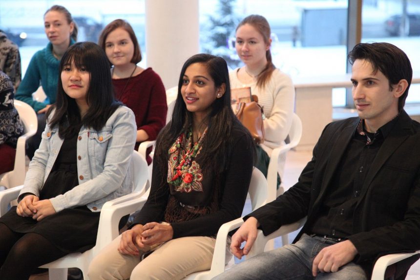 молодежь, иностранные студенты GLobal youth Conference
