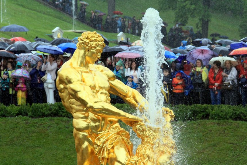 петергоф весенний праздник фонтанов самсон