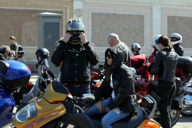 открытие мотосезона байкеры мотоциклисты невский проспект