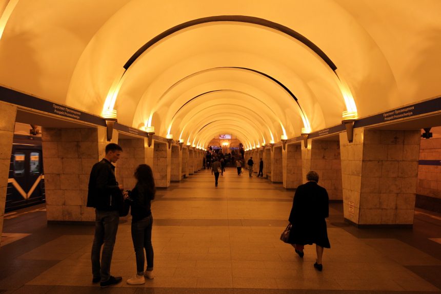 станция метрополитена проспект просвещения