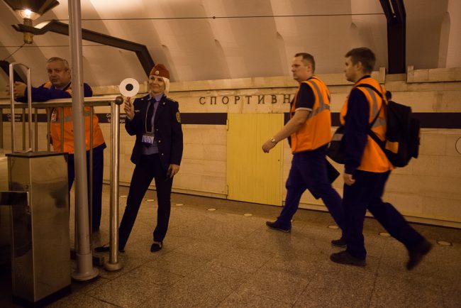 учения МЧС на станции метро Спортивная