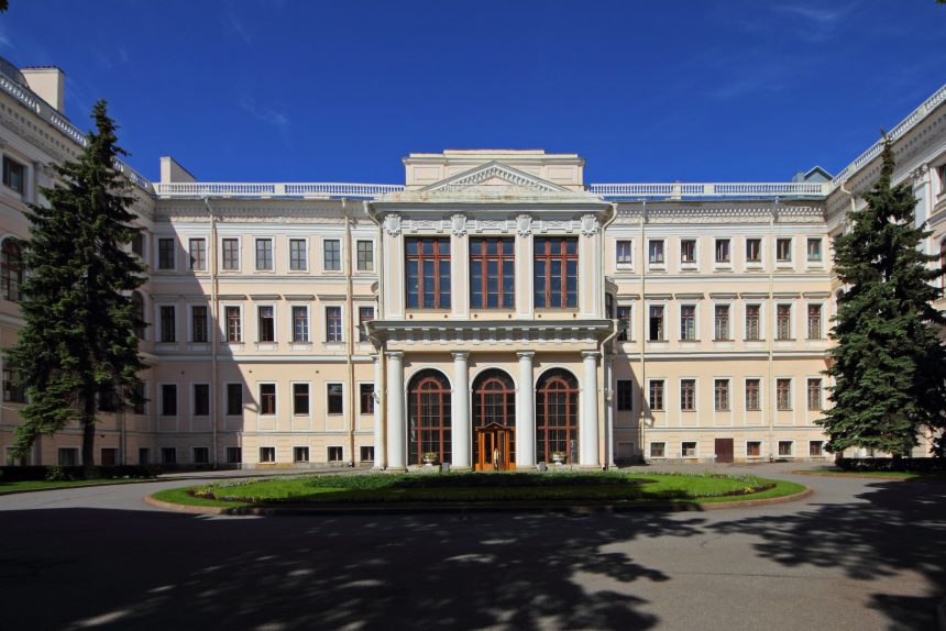 аничков дворец