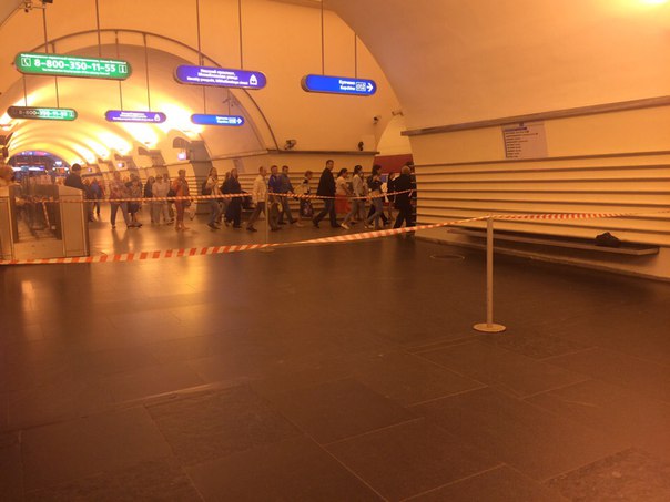 закрытая станция метро Невский проспект
