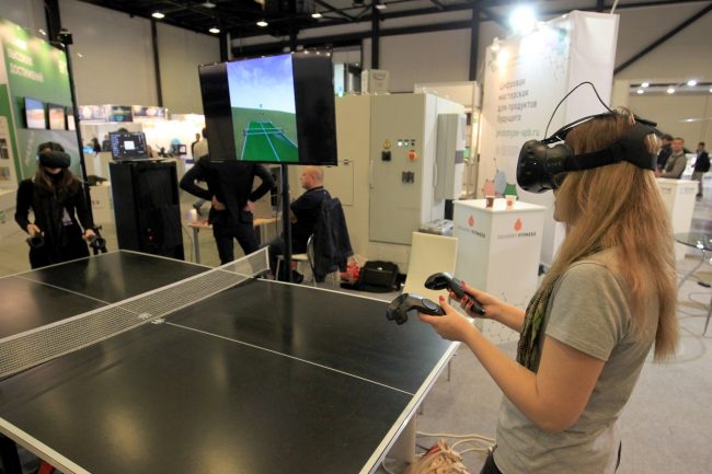 петербургский международный инновационный форум очки виртуальной реальности пинг-понг настольный теннис