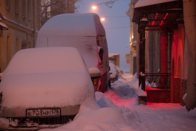 снег снегопад зима в Петербурге сугробы