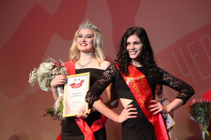 конкурс краса и честь санкт-петербурга 2016 победительница Мария Чурбакова (слева)