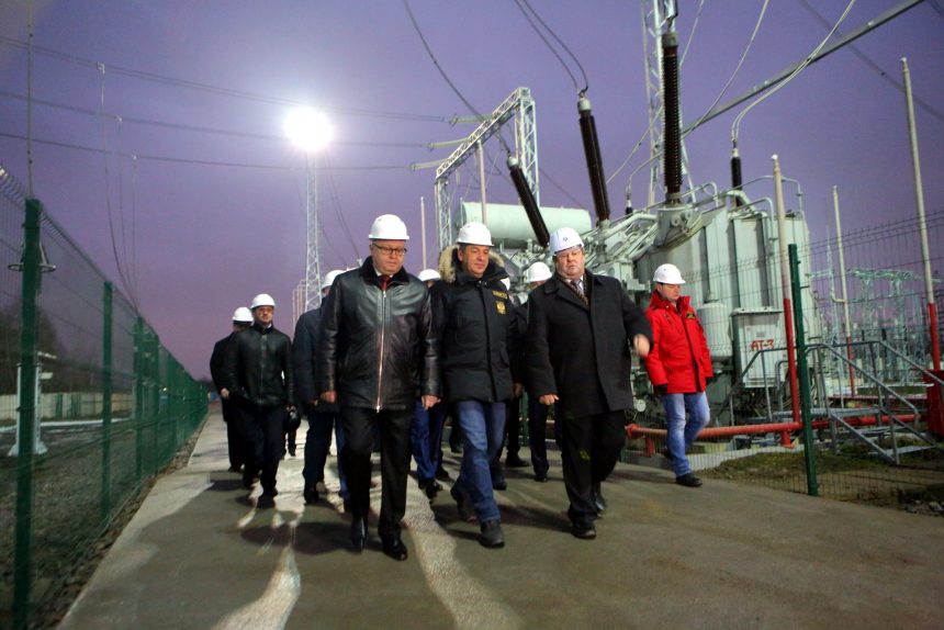 электрическая подстанция колпино энергетика фск еэс игорь албин андрей муров