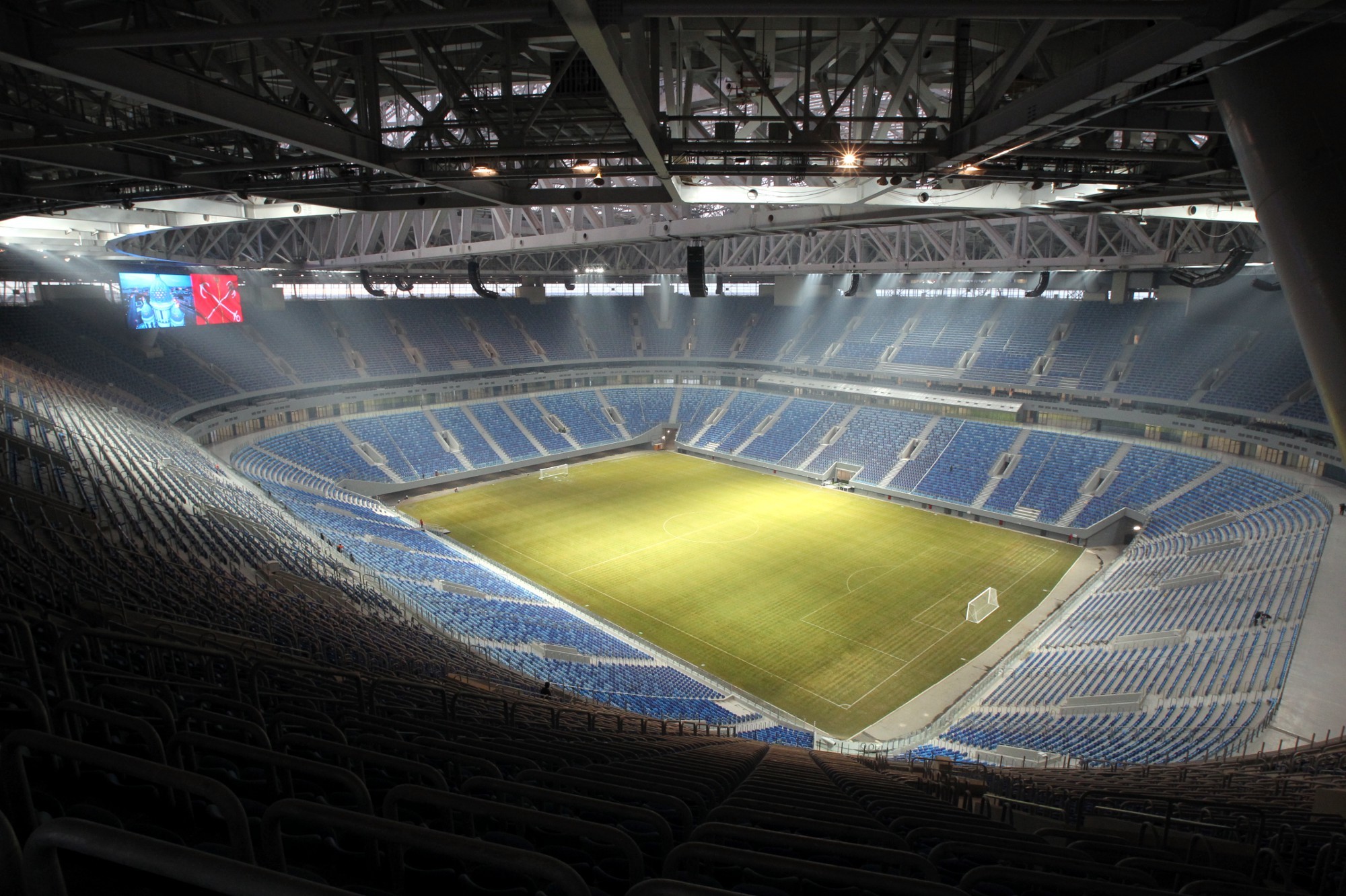 Зенит арена билеты купить спб. Стадион Крестовский. Зенит Арена внутри. Вид с трибун стадиона Зенит.