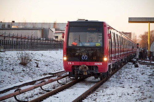 новый состав, метрополитен