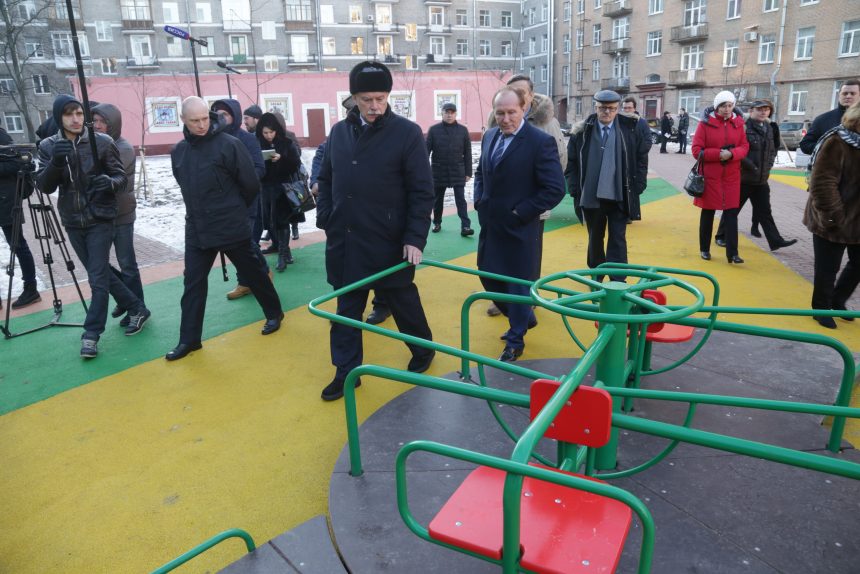Полтавченко, детская площадка