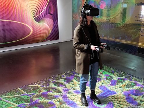 Уильям Лейтам. Mutator VR. Интерактивная видео-инсталляция, 2016