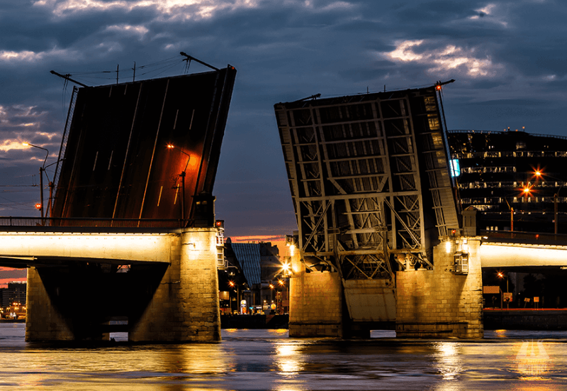 мост александра невского