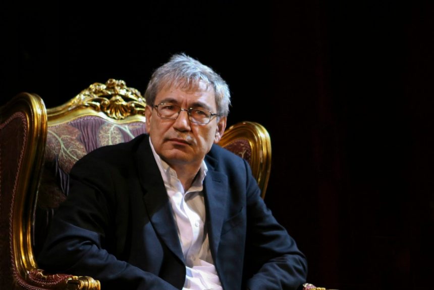 Орхан Памук