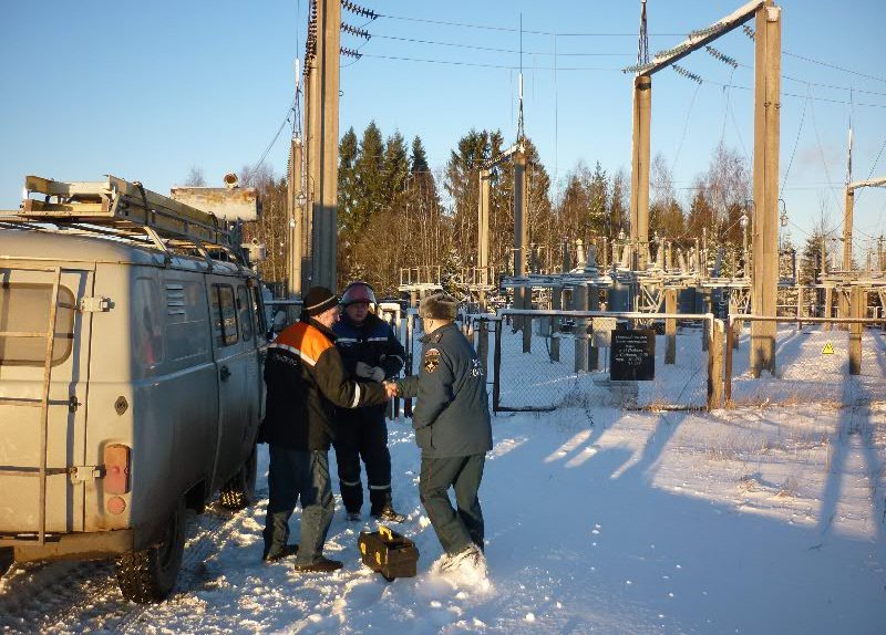 электроэнергия энергетики аварийное отключение ремонтная бригада