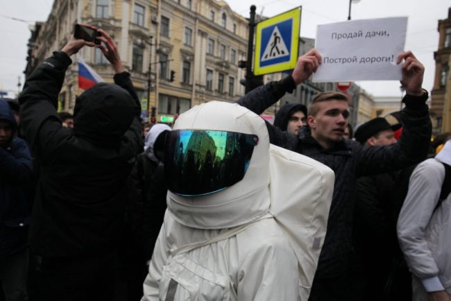 митинг навальный он вам не димон