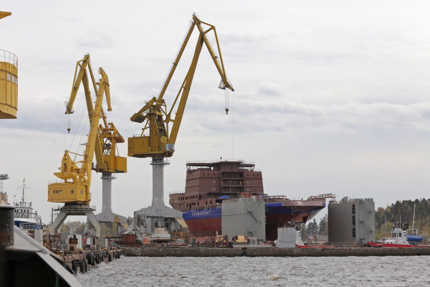 Выборгский судостроительный завод строительство ледокола Владивосток кораблестроение промышленность
