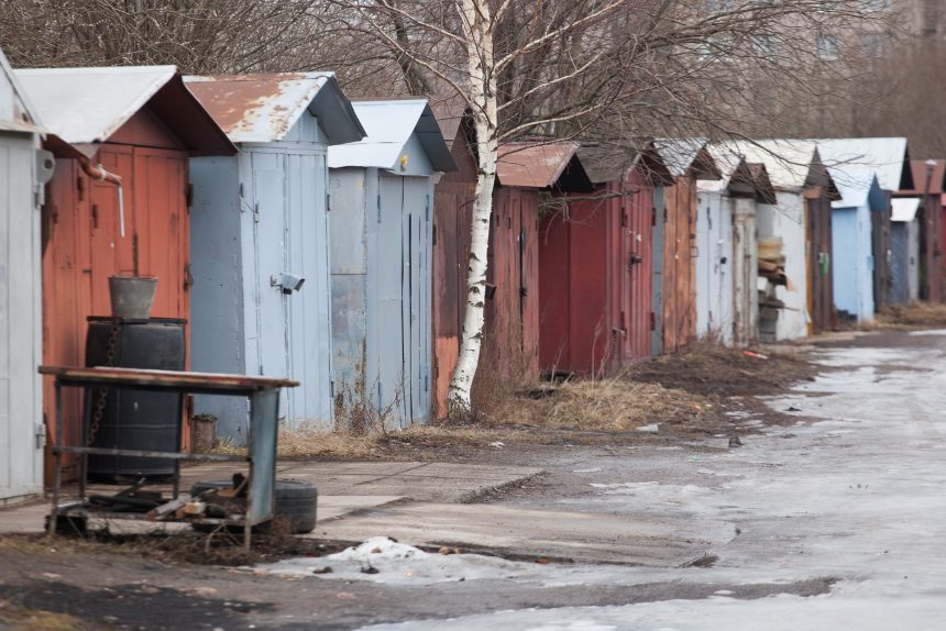 Канонерский остров гаражи