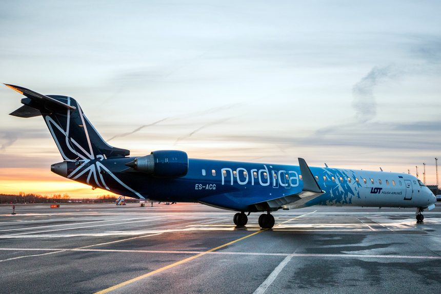 самолёт авиакомпания Nordica Эстония авиалайнер воздушное сообщение