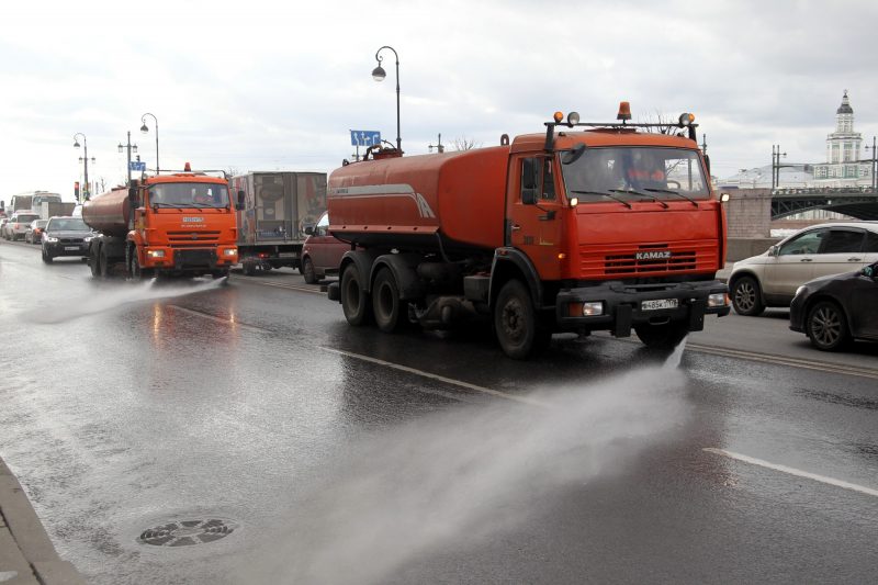 уборка улиц мытьё благоустройство Дворцовая набережная