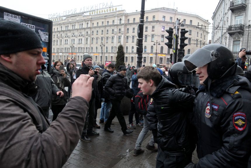 оппозиция митинг марш шествие невский проспект задержание полиция омон онвамнедимон