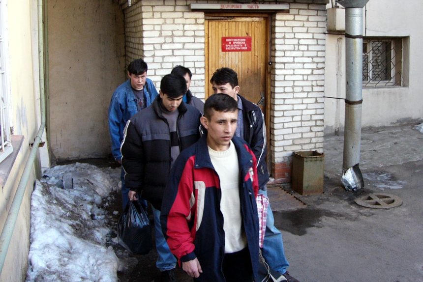 мигранты приёмник-распределитель депортация