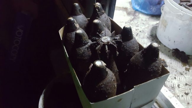 боеприпасы мины гранаты патроны чёрные копатели оружие